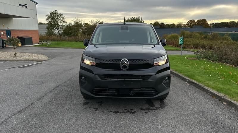 New Citroën Berlingo 130 HP (95 kW) 2026 Perla nera blck MPV