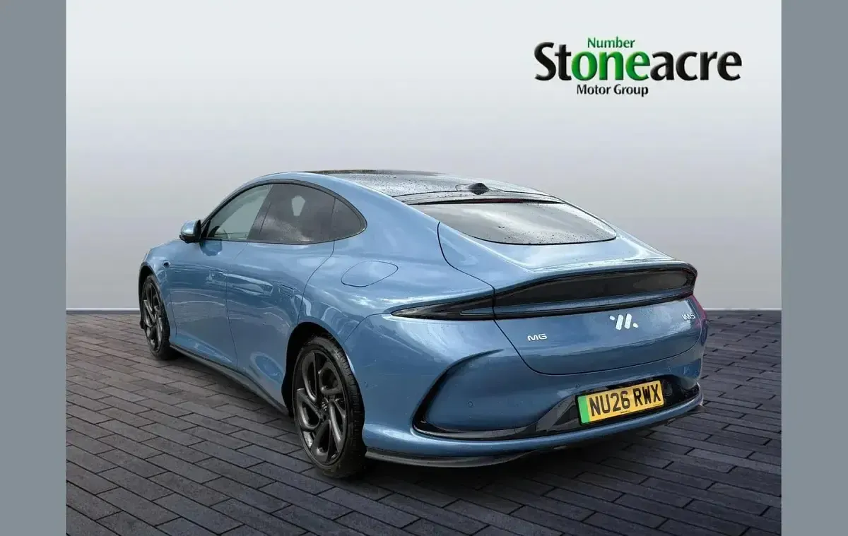 New MG IM5 Performance 553 kW (752 HP) 2026 Blue Hatchback