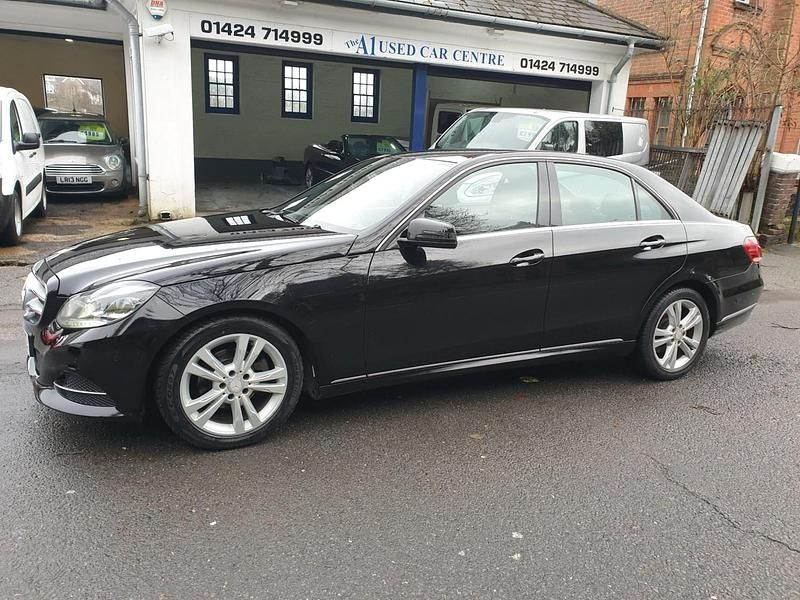 Used Mercedes E220 SE 170 HP (125 kW) 2013 Black Sedan