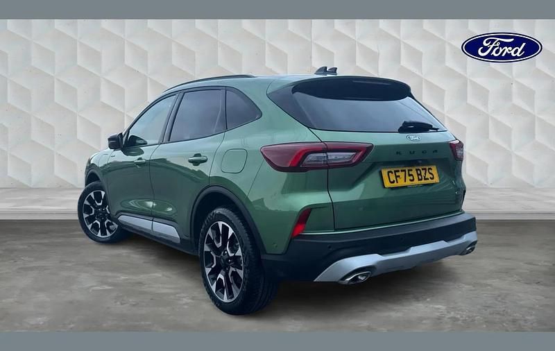 Used Ford Kuga Active 239 HP (175 kW) 2025 Bursting green SUV