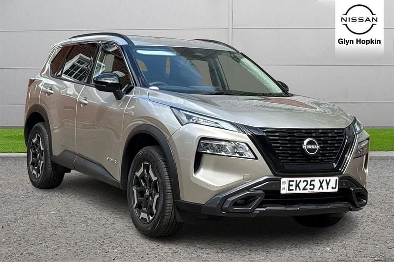 Silver New 2025 Nissan X-Trail SUV | £35,143 (Super price) - Image 1/4
