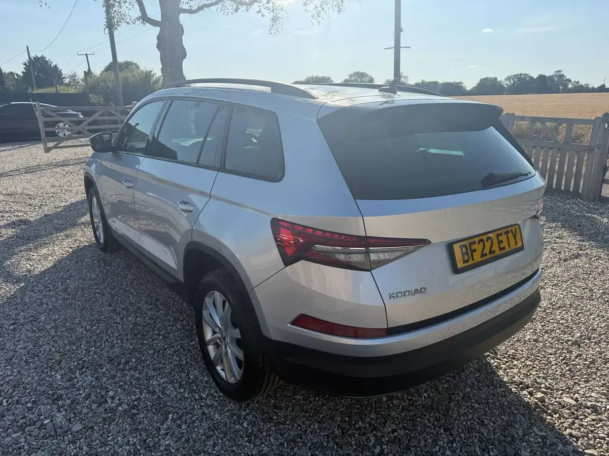 Used Skoda Kodiaq SE 142 HP (104 kW) 2022 Silver SUV