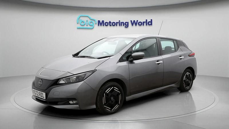 Used Nissan Leaf Acenta 110 kW (150 HP) 2022 Grey Hatchback