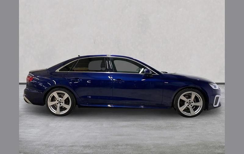Used Audi A4 S-Line 147 HP (108 kW) 2024 Blue Sedan