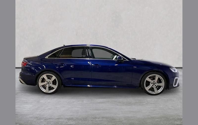 Used Audi A4 S-Line 150 HP (110 kW) 2024 Blue Sedan