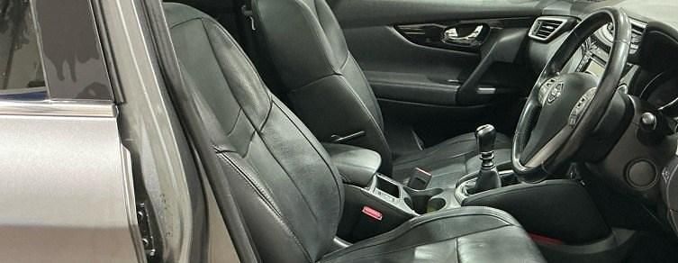 Used Nissan Qashqai Tekna 2016 Gunmetal grey SUV