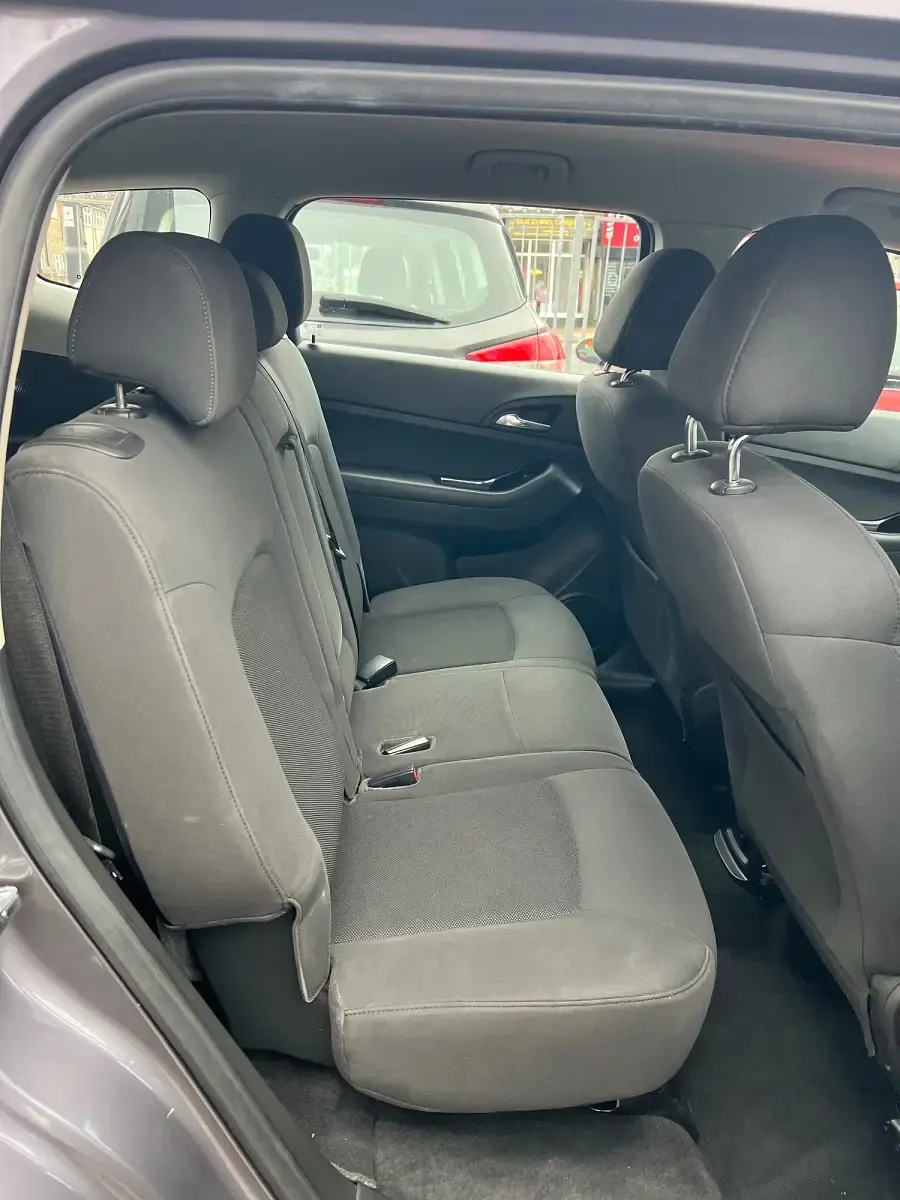 Used Chevrolet Orlando LT 2012 Grey MPV