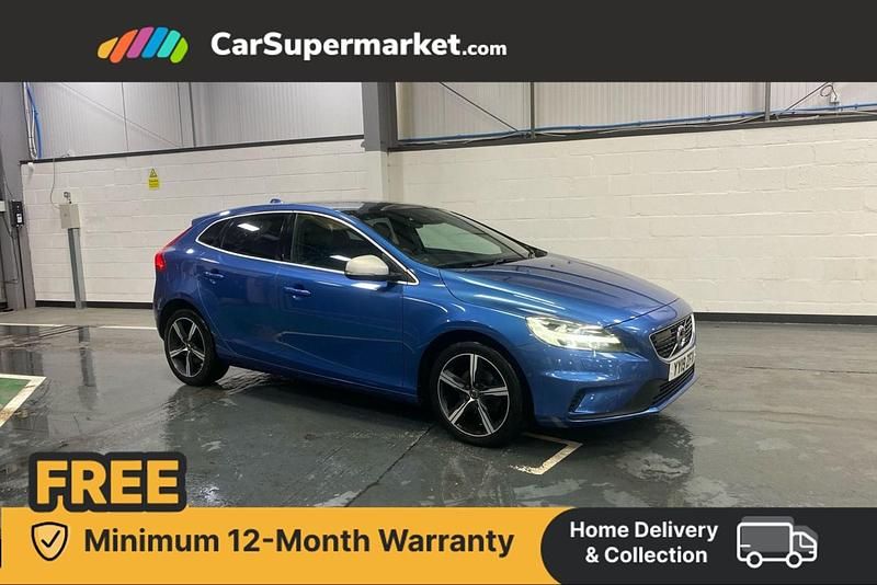 Blue Used 2019 Volvo V40 R-Design Estate | £11,997 (Fair price) - Image 1/4