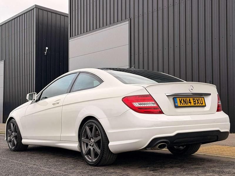 Used Mercedes C250 Sport Edition 204 HP (150 kW) 2014 White Coupe