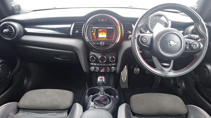 Used Mini John Cooper Works Hatch 228 HP (167 kW) 2020 Blue Hatchback