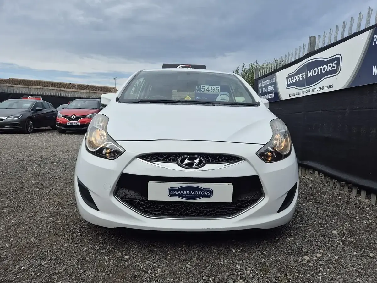 Used Hyundai ix20 Active 2011 White Hatchback