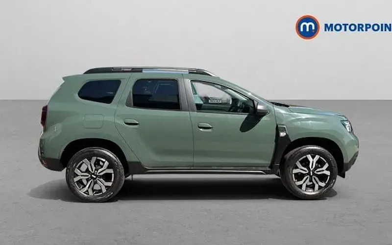 Used Dacia Duster Journey 90 HP (66 kW) 2024 Green SUV