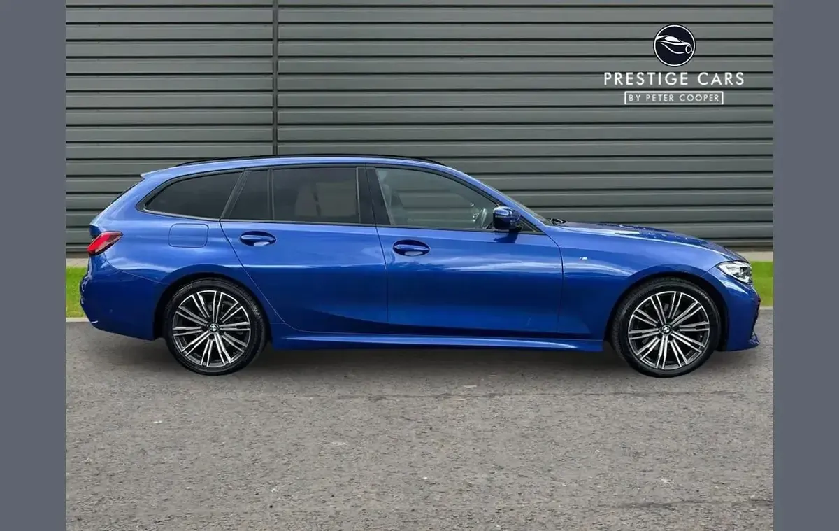Used BMW 320 M Sport 187 HP (137 kW) 2022 Blue Estate