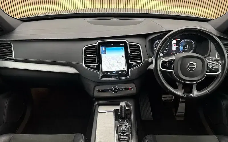 Used Volvo XC90 R-Design 390 HP (286 kW) 2020 Grey SUV