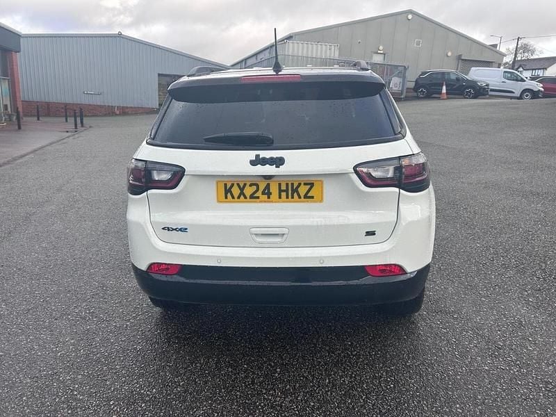 Used Jeep Compass 237 HP (174 kW) 2024 SUV