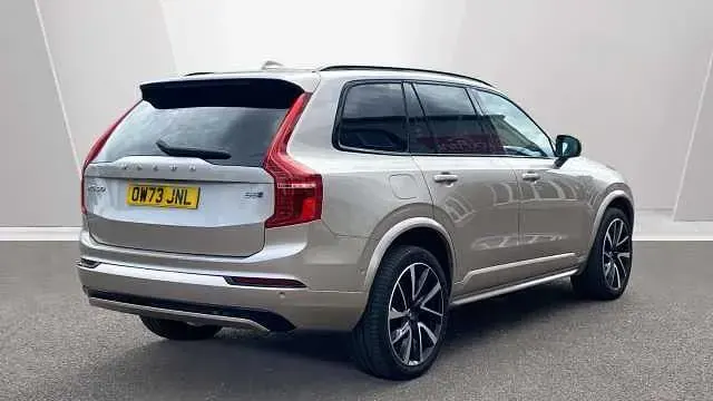 Used Volvo XC90 Plus 235 HP (172 kW) 2023 Grey SUV
