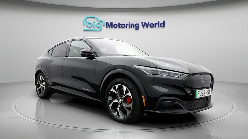 Used Ford Mustang Mach-E Standard Range 194 kW (265 HP) 2022 Black SUV