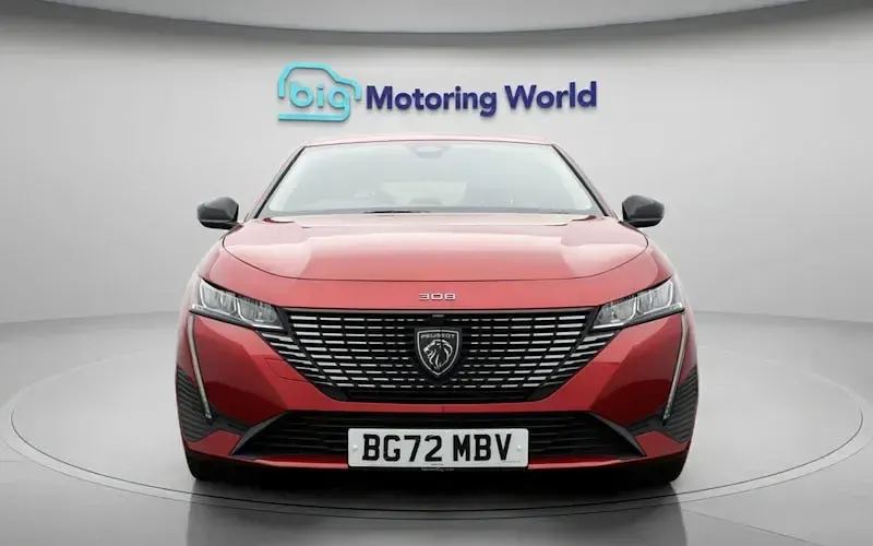 Used Peugeot 308 SW Allure 179 HP (131 kW) 2024 Estate