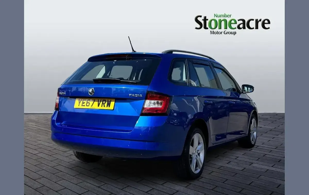 Used Skoda Fabia SE L 108 HP (79 kW) 2017 Blue Estate