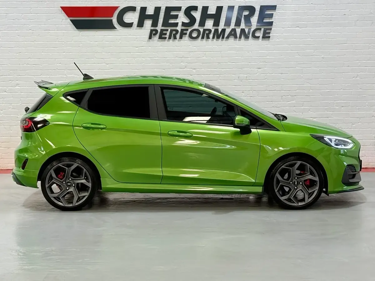 Used Ford Fiesta ST 270 HP (198 kW) 2022 Green Hatchback