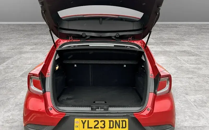 Used Renault Captur Evolution 143 HP (105 kW) 2023 Red SUV