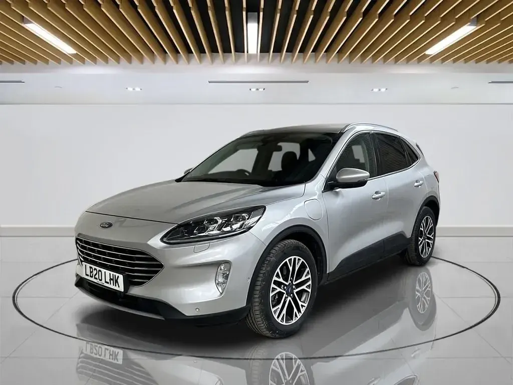 Begagnad Ford Kuga Titanium 2020 Silver SUV