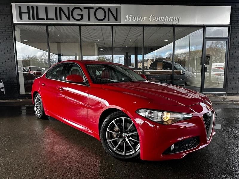 Used Alfa Romeo Giulia Super 180 HP (132 kW) 2019 Red Sedan