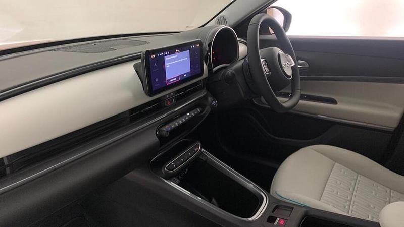 Red New 2025 Fiat 600 La Prima SUV | £22,761 - Image 1/4