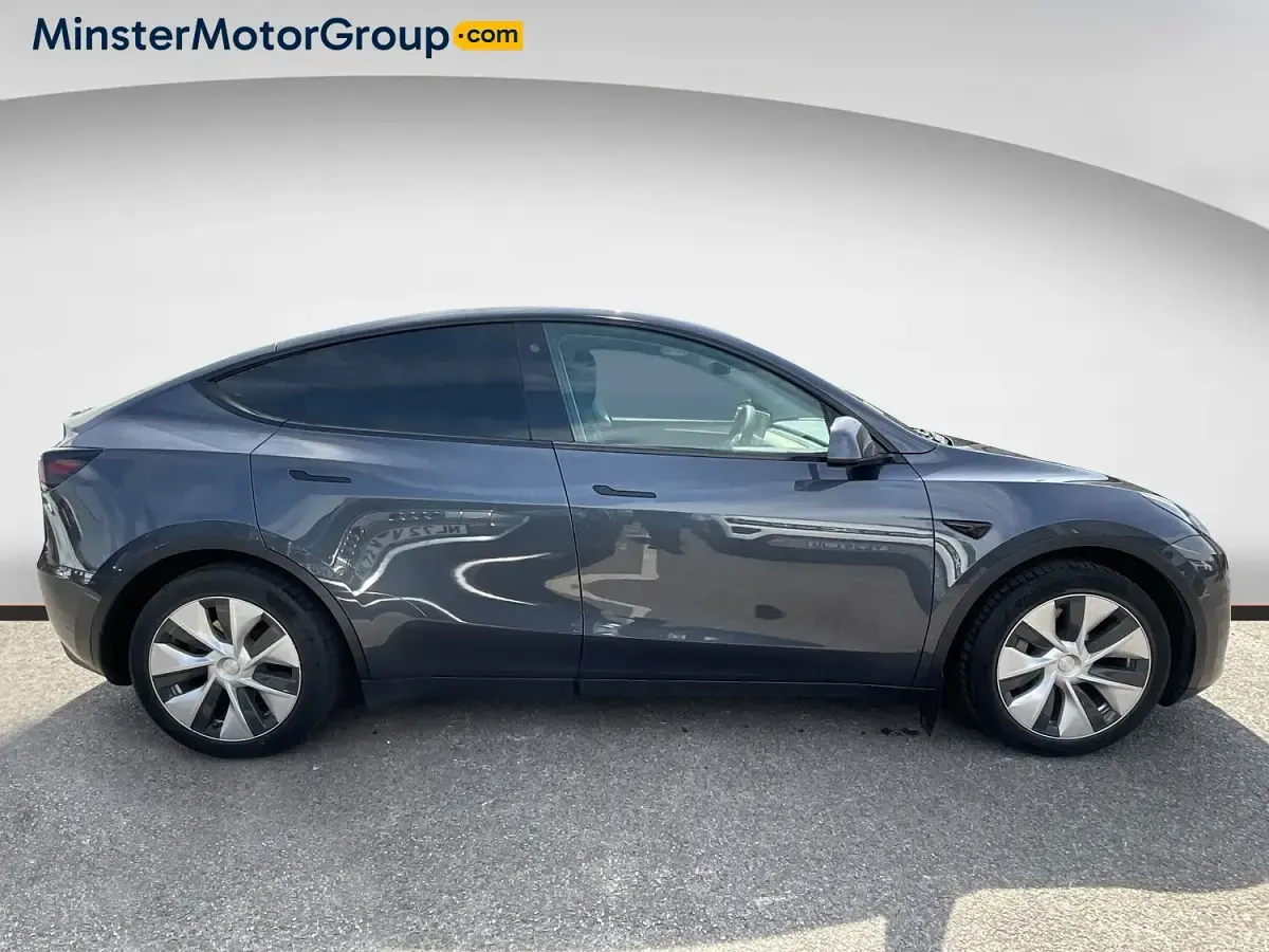 Used Tesla Model Y RWD 219 kW (299 HP) 2022 Grey SUV
