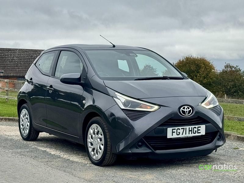 Grey Used 2022 Toyota Aygo X-play Hatchback | £8,999 (Super price) - Image 1/4