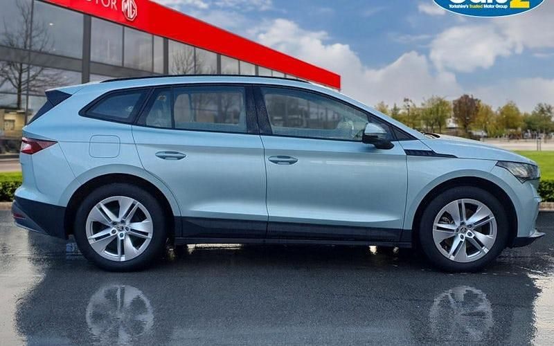 Used Skoda Enyaq iV 131 kW (179 HP) 2024 Blue SUV