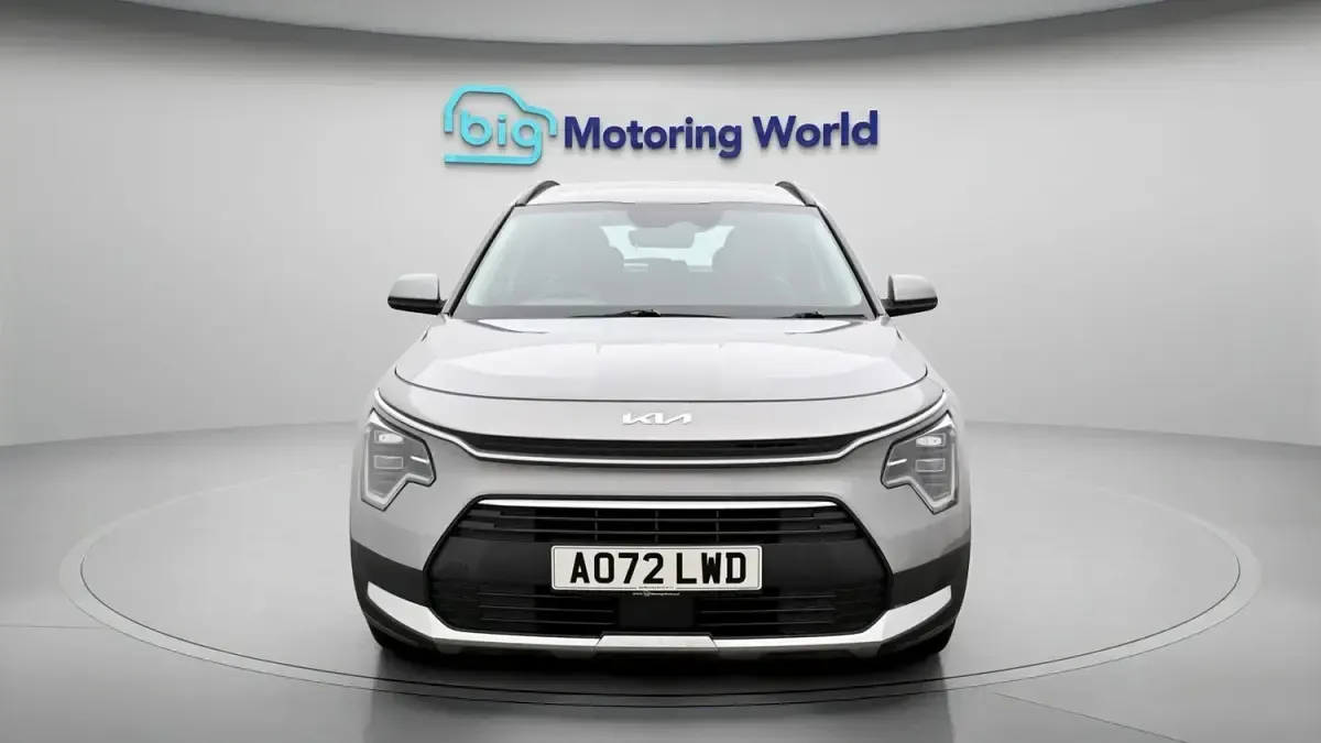 Used Kia Niro 141 HP (103 kW) 2023 Grey SUV