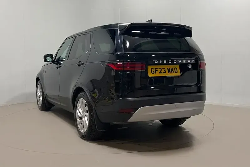 Used Land Rover Discovery 5 S 295 HP (216 kW) 2023 Black SUV