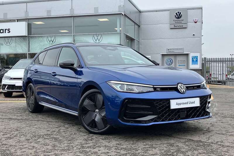 Blue Used 2024 VW Passat R-line Estate | £35,795 - Image 1/4