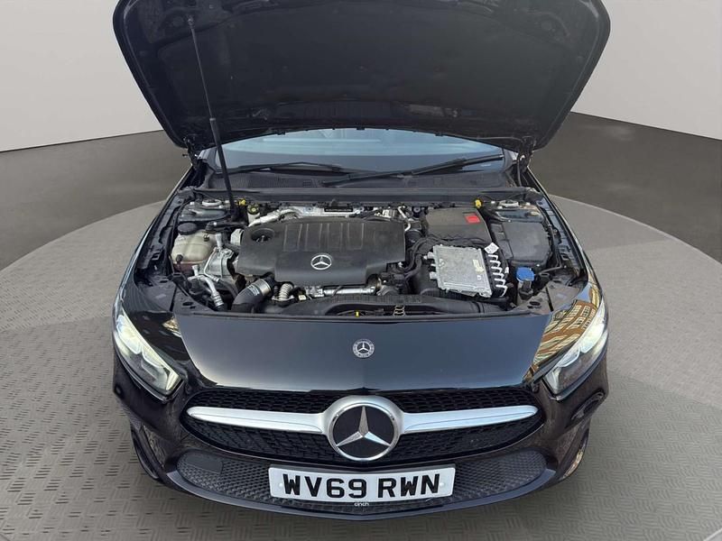 Used Mercedes A200 150 HP (110 kW) 2019 Black Hatchback
