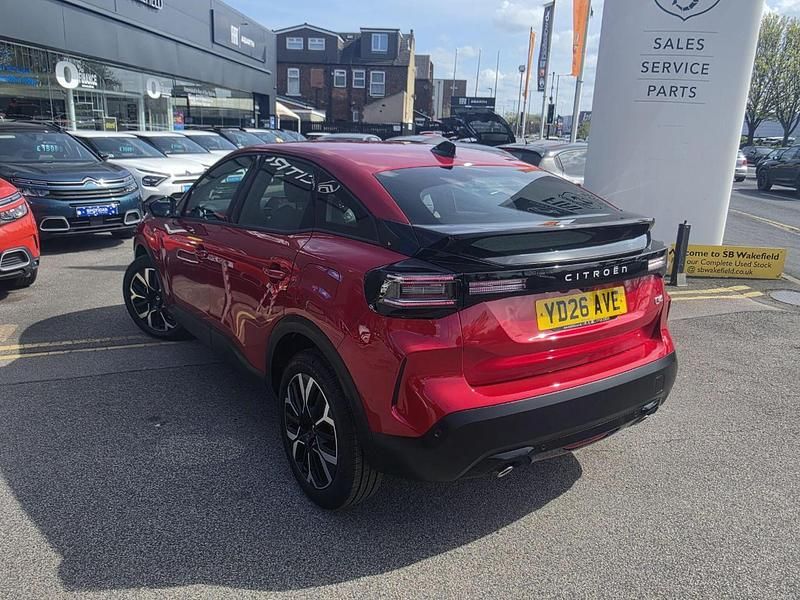 New Citroën C4 PureTech 127 HP (93 kW) 2026 Red SUV