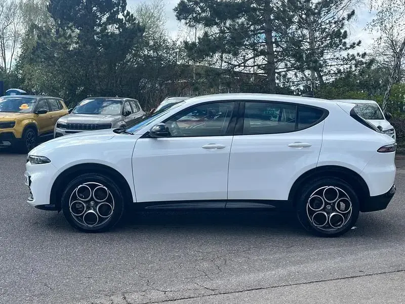 Used Alfa Romeo Tonale Sprint 158 HP (116 kW) 2024 Banchise white SUV