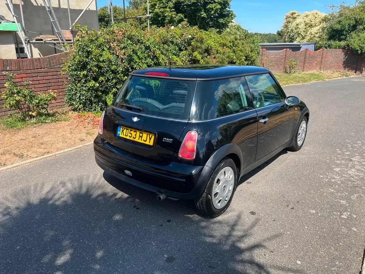 Used Mini ONE Hatch 2003 Black Hatchback