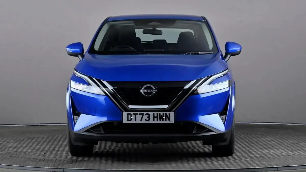 Second-hand Nissan Qashqai Acenta Premium 190 CP (139 kW) 2024 Albastru SUV
