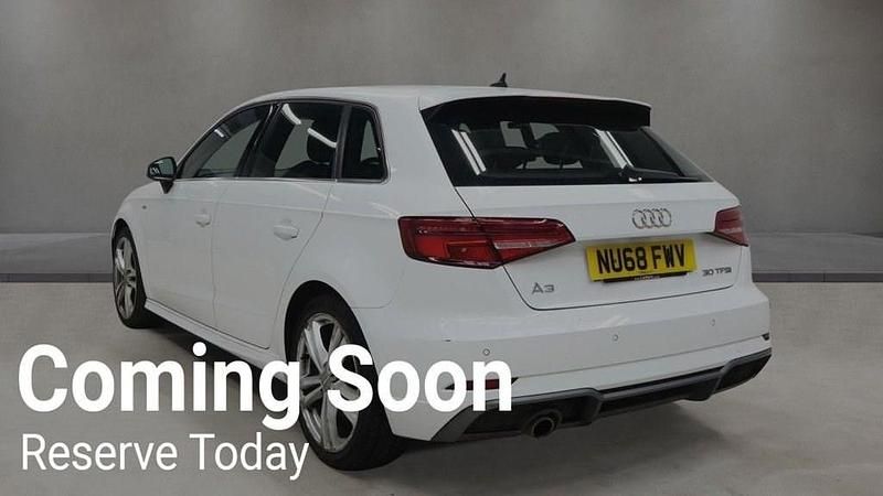 Used Audi A3 Sportback S-Line 116 HP (85 kW) 2018 White Hatchback
