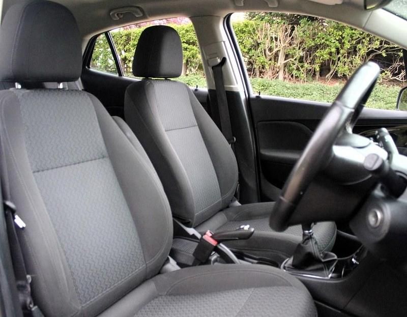 Used Vauxhall Mokka X Active 140 HP (102 kW) 2018 White SUV