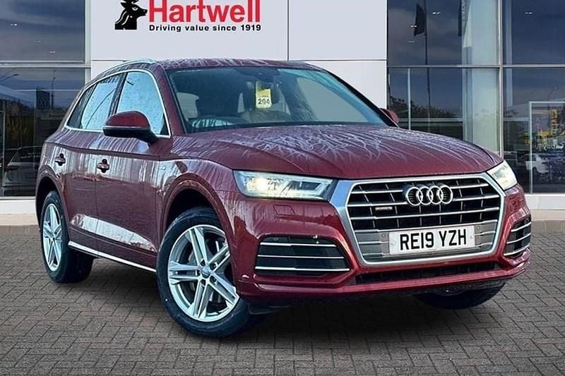 Red Used 2019 Audi Q5 S-Line SUV | £21,449 (Good price) - Image 1/1