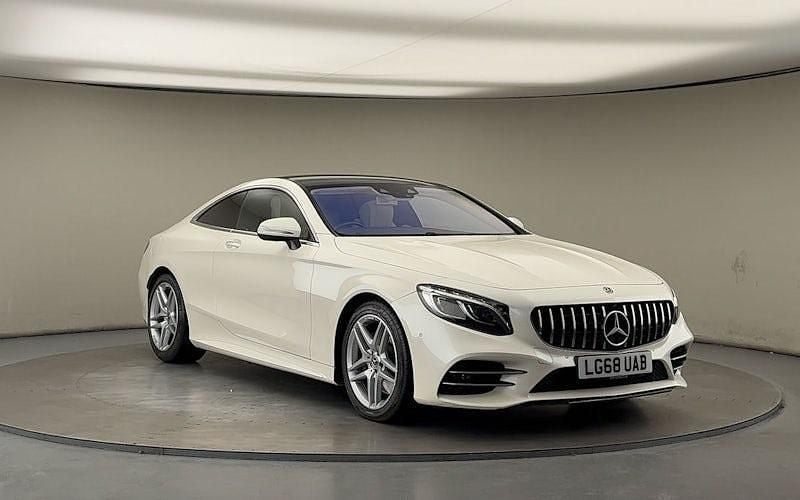 Used Mercedes S560 AMG line 469 HP (344 kW) 2018 Diamond white  metallic paint Sedan