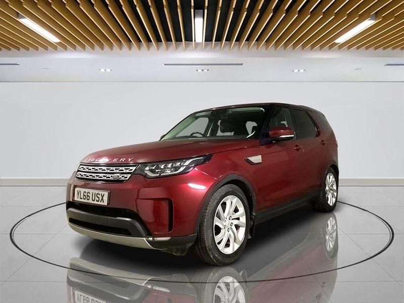 Used Land Rover Discovery 5 HSE 240 HP (176 kW) 2017 Red SUV