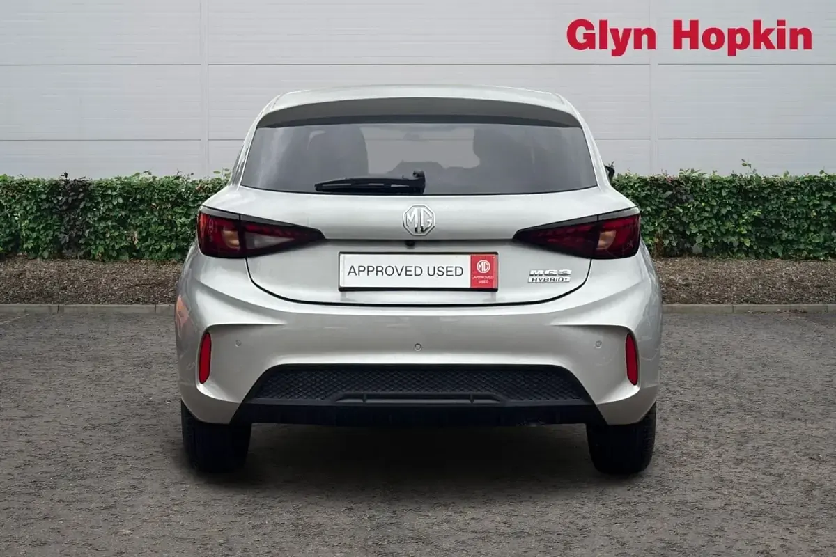 Used MG MG3 Trophy 194 HP (142 kW) 2025 Silver Hatchback