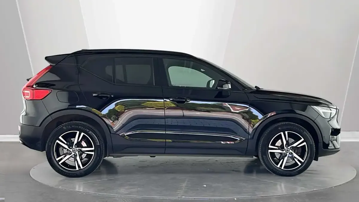 Used Volvo XC40 Plus 161 HP (118 kW) 2024 SUV