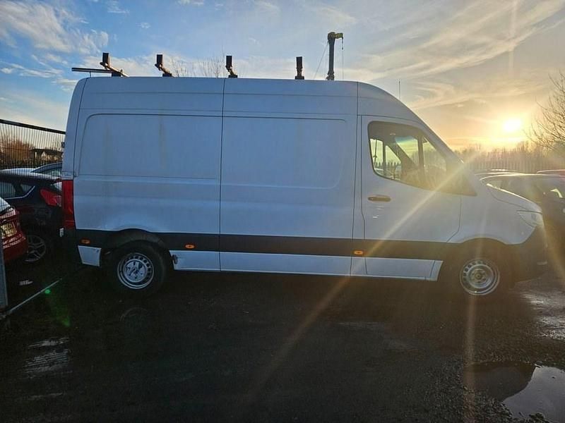 Used Mercedes Sprinter 143 HP (105 kW) 2020 White Van