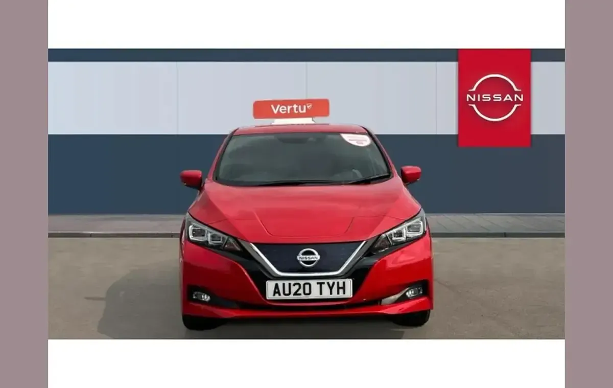Used Nissan Leaf Tekna 110 kW (150 HP) 2020 Red Hatchback