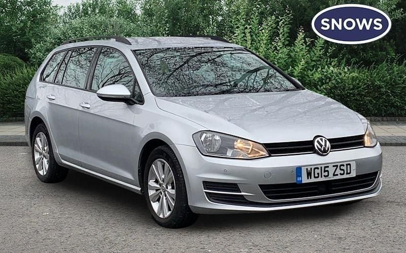 Used VW Golf VII SE 105 HP (77 kW) 2015 Silver Estate