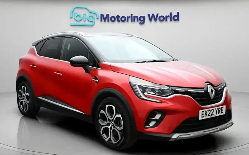 Begagnad Renault Captur SE 160 HK (117 kW) 2022 SUV